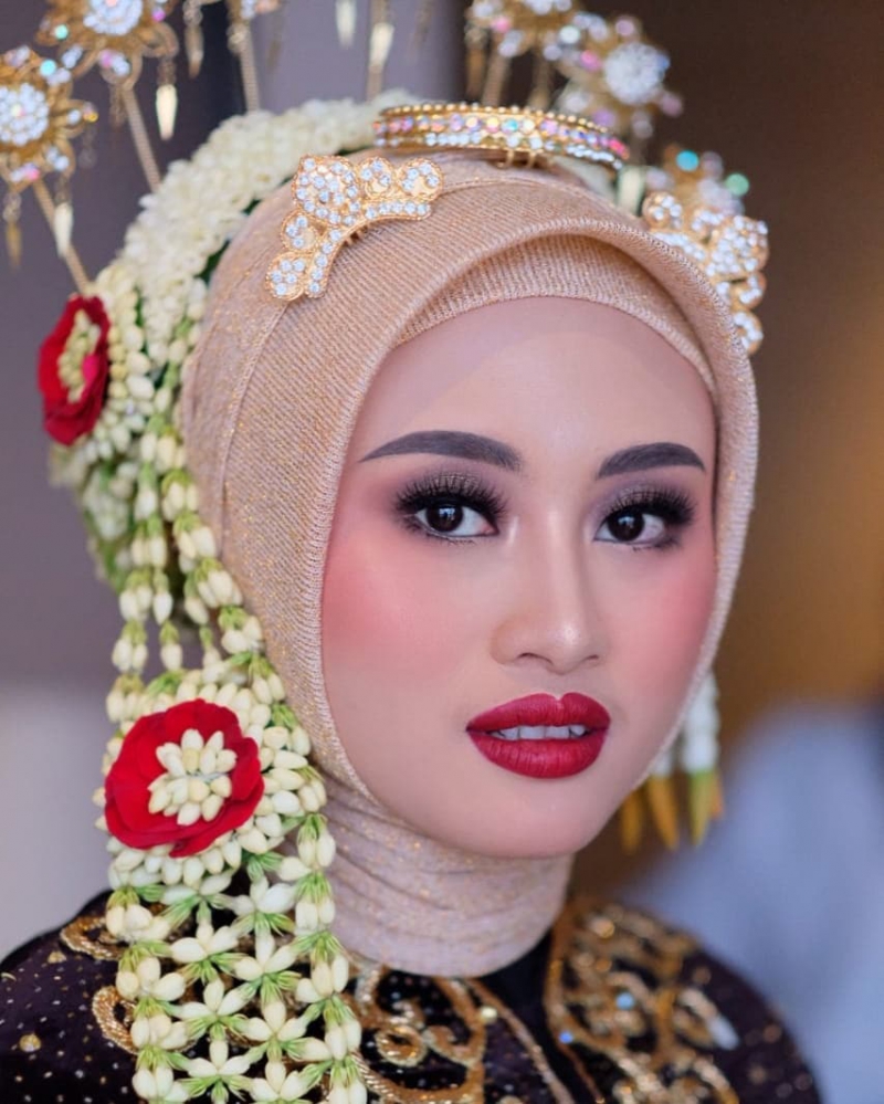 Kecantikan Pengantin Solo Hijab   Make 