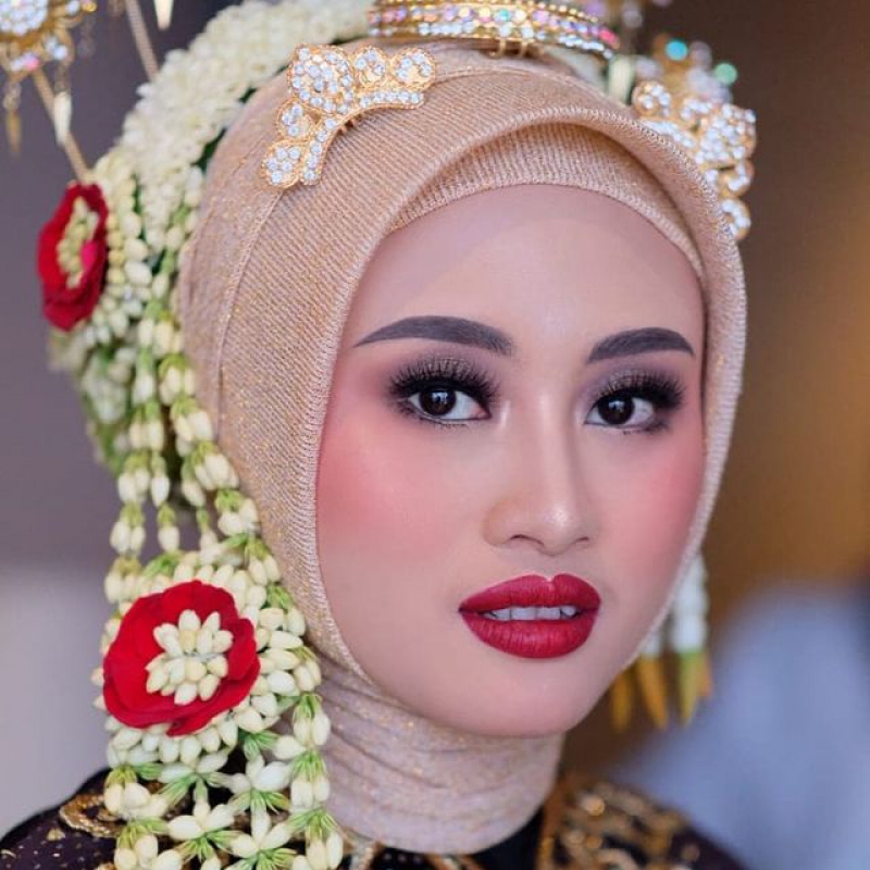 Kecantikan Pengantin Solo Hijab   Make 