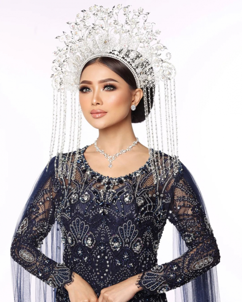 Pengantin Melayu Modern

Make Up & Attire
@hera_griyapengantin 
Photo 