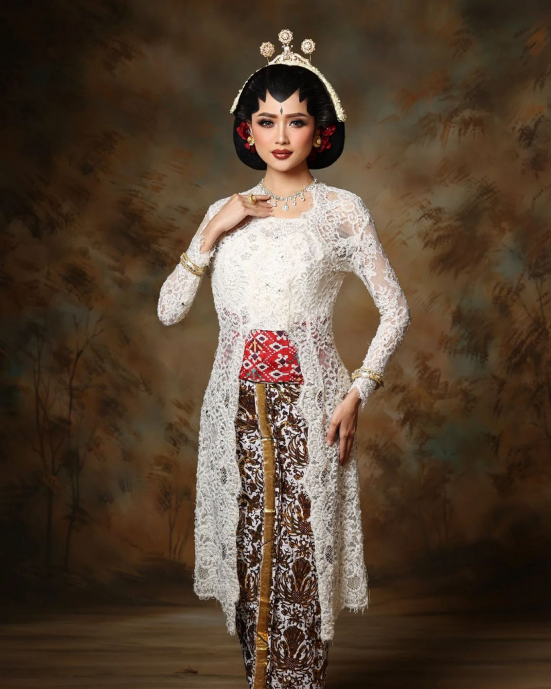 Pengantin Jogja Putri

#heragriyapengantin 
#paketwedding 
#pengantin 
#weddingideas 
#weddingdress 