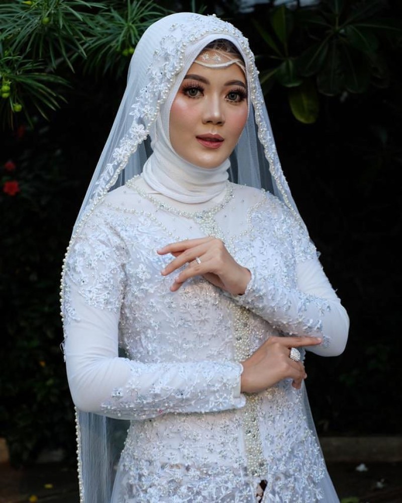 New Collection Kebaya Panjang Untuk Akad Nikah 